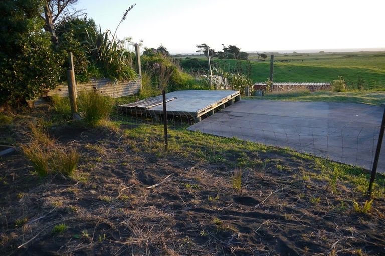 Photo of property in 23 Middlesex Street, Patea, 4520