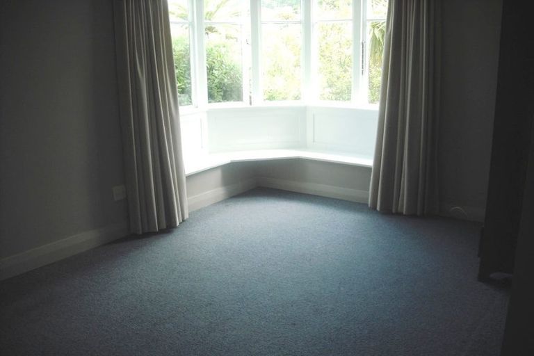 Photo of property in 64 Waipapa Road, Hataitai, Wellington, 6021