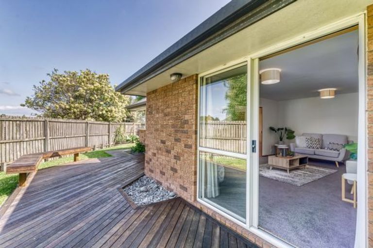 Photo of property in 2/45b Trafford Street, Harewood, Christchurch, 8051