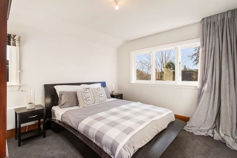 Photo of property in 28 Tui Street, Fendalton, Christchurch, 8041