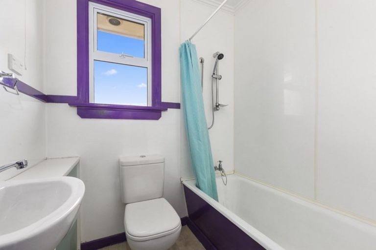 Photo of property in 425 Taieri Road, Halfway Bush, Dunedin, 9010