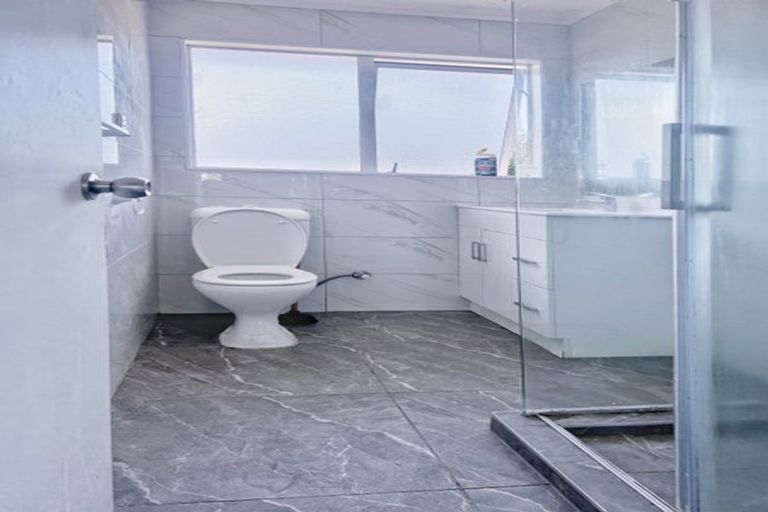 Photo of property in 37 Winsford Street, Manurewa, Auckland, 2102