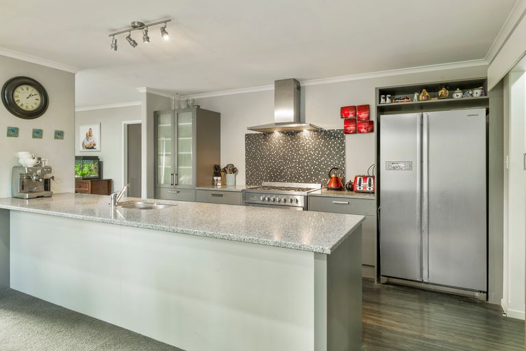 Photo of property in 121 Warrington Street, Mairehau, Christchurch, 8013