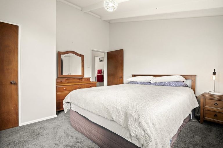 Photo of property in 2 Seddon Street, Ravensbourne, Dunedin, 9022