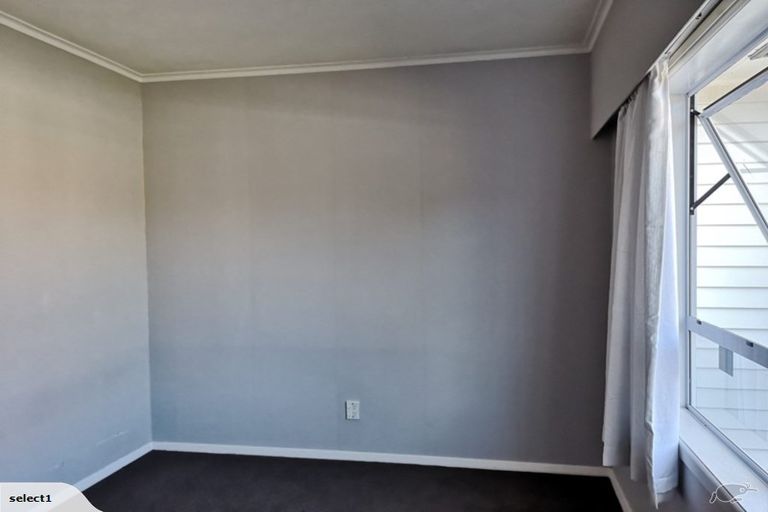 Photo of property in 1118 Fergusson Drive, Clouston Park, Upper Hutt, 5018