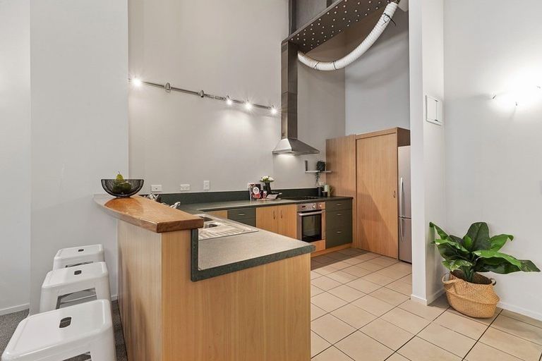 Photo of property in Vicino Apartments, 17/33 Taranaki Street, Te Aro, Wellington, 6011