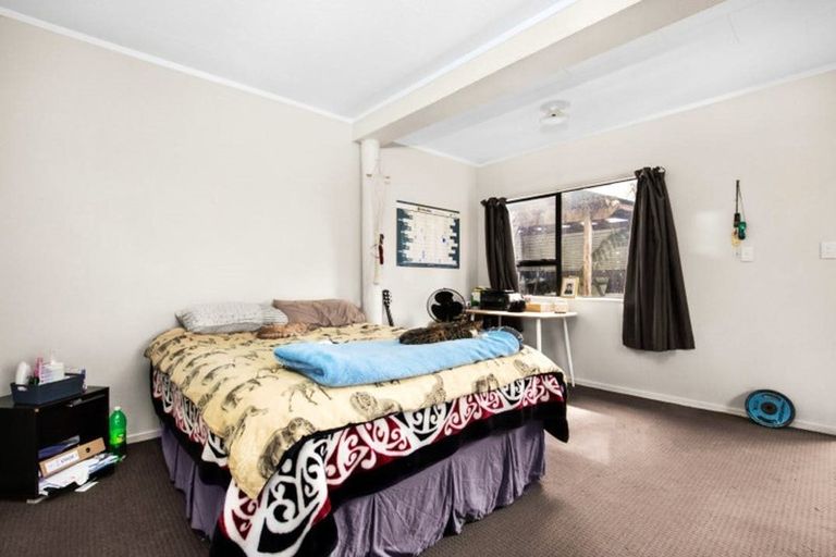 Photo of property in 6 Southview Place, Wattle Downs, Auckland, 2102