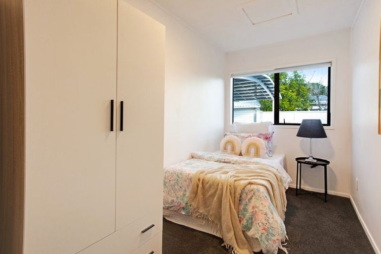 Photo of property in 42a Matakatia Parade, Matakatia, Whangaparaoa, 0930