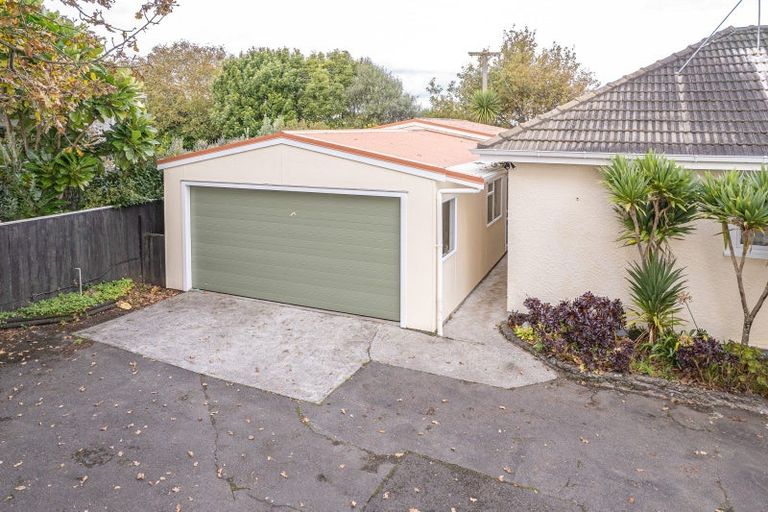 Photo of property in 6 Bristow Street, Saint Johns Hill, Whanganui, 4501