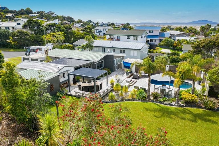 Photo of property in 13 Taranui Place, Mangawhai Heads, Mangawhai, 0505