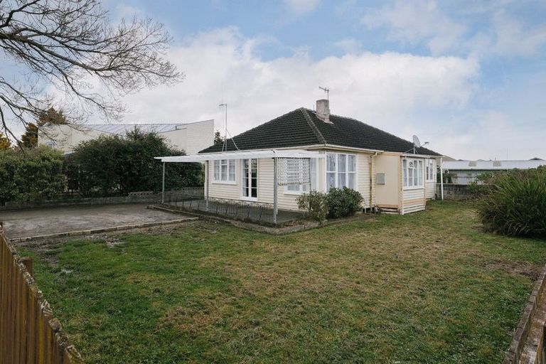 Photo of property in 50 Vogel Street, Roslyn, Palmerston North, 4414