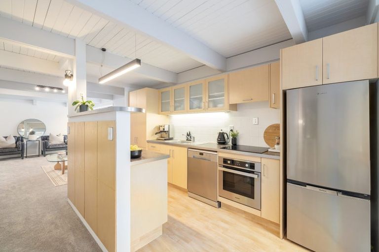 Photo of property in 11 Leinster Road, Merivale, Christchurch, 8014