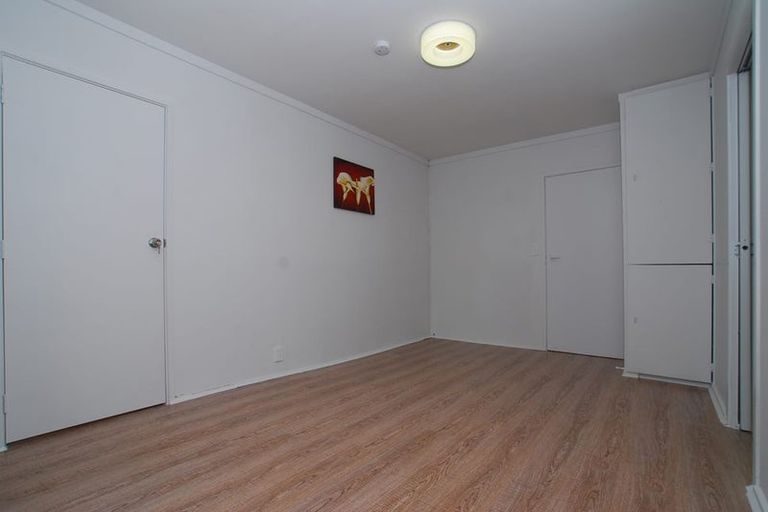 Photo of property in 35a Bay Street, Red Beach, 0932