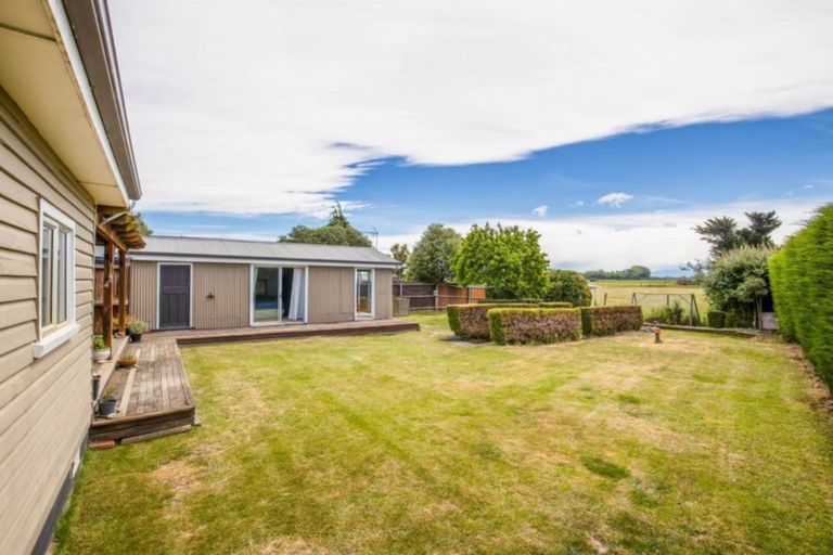 Photo of property in 1279 Main North Road, Waikuku, Kaiapoi, 7691