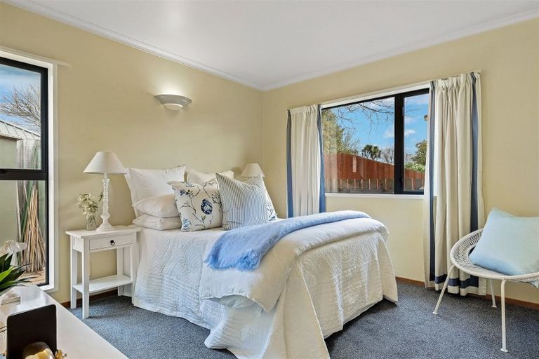 Photo of property in 1/30 Lees Road, Strowan, Christchurch, 8052