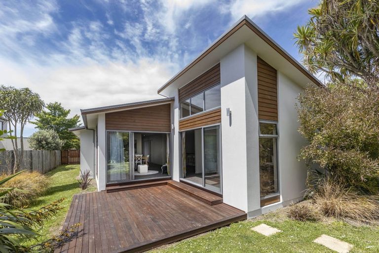 Photo of property in 137 Caledonian Road, St Albans, Christchurch, 8014