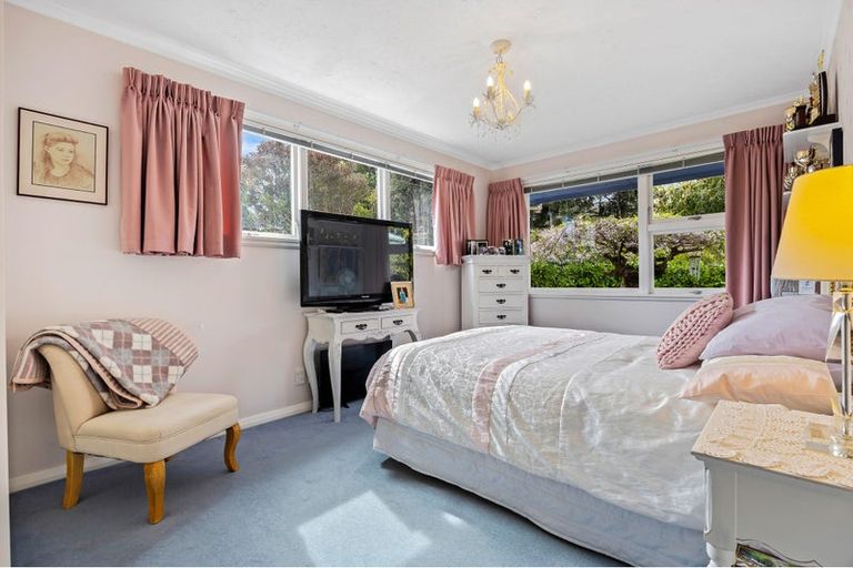 Photo of property in 7 Rochford Place, Bryndwr, Christchurch, 8052