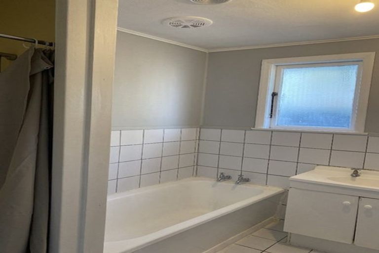 Photo of property in 800a Oliphant Road, Raureka, Hastings, 4120