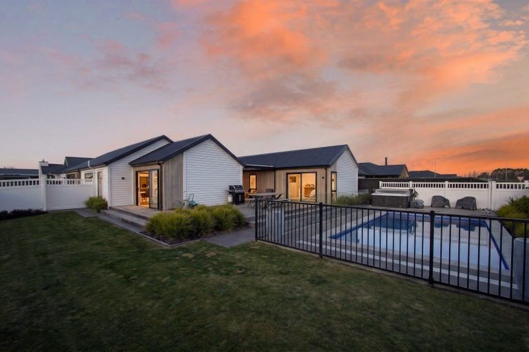 Photo of property in 39 Lusk Street, Rangiora, 7400
