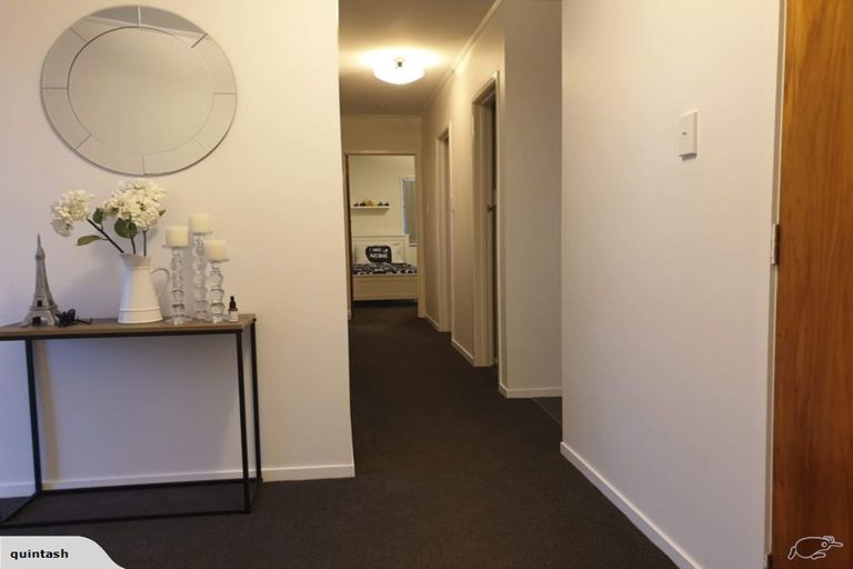 Photo of property in 37 Beazley Crescent, Tikipunga, Whangarei, 0112