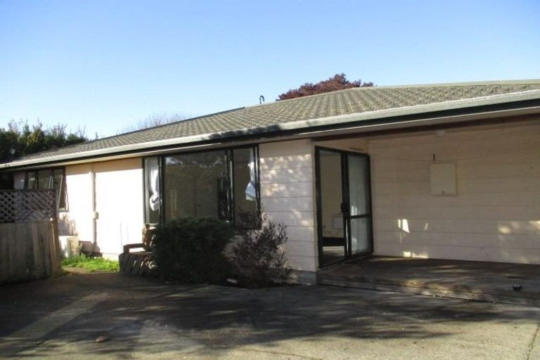 Photo of property in 5a Tonga Place, Riccarton, Christchurch, 8041