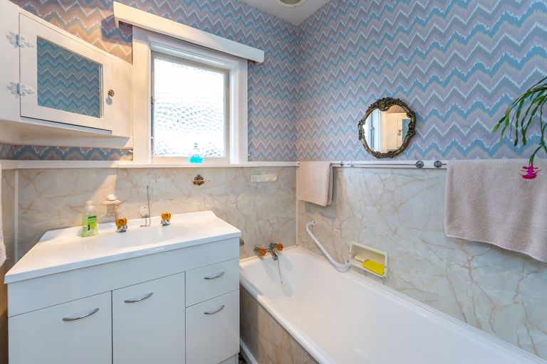 Photo of property in 13 Cradock Street, South New Brighton, Christchurch, 8062