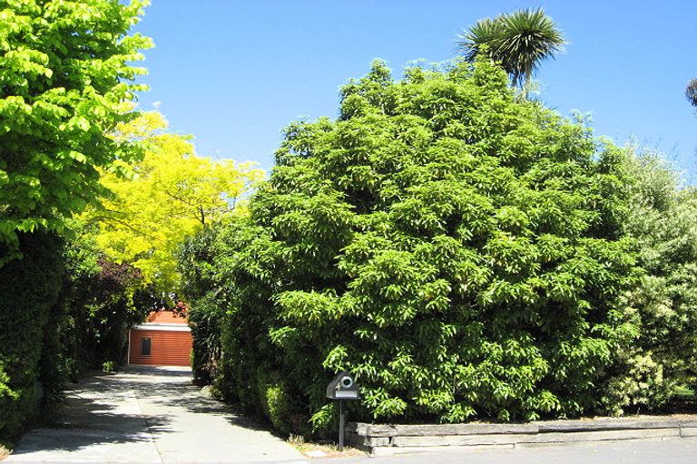 Photo of property in 2 Rembrandt Place, Burnside, Christchurch, 8053