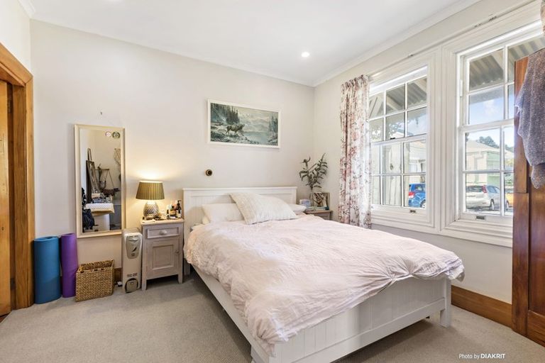 Photo of property in 15 Herald Terrace, Berhampore, Wellington, 6023