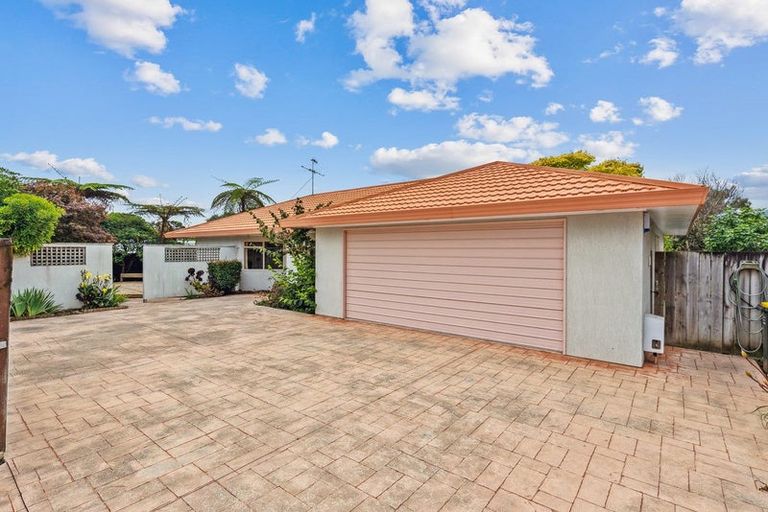 Photo of property in 289a Te Moana Road, Waikanae, 5036