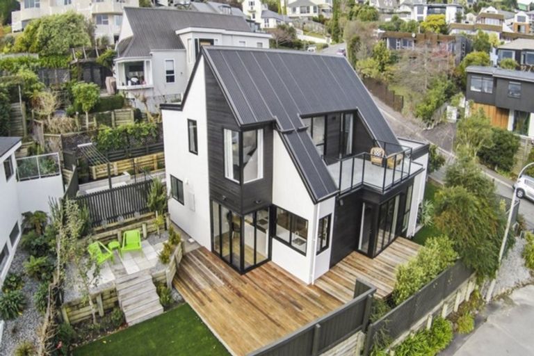 Photo of property in 11 Lookaway Place, Huntsbury, Christchurch, 8022