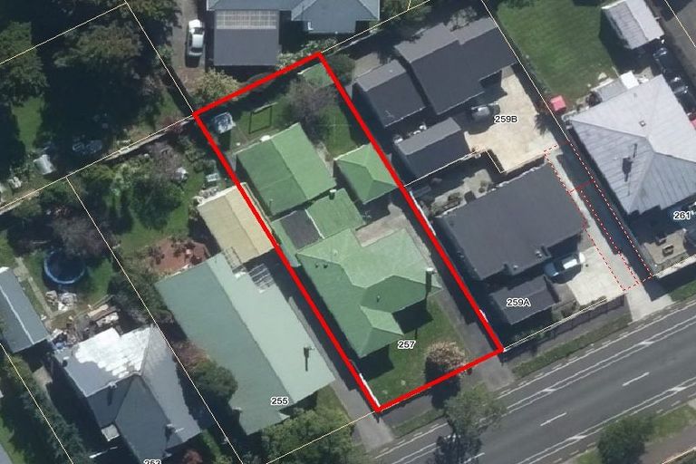 Photo of property in 257 College Street, West End, Palmerston North, 4412