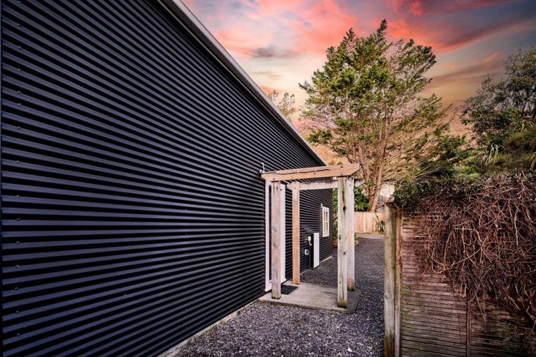 Photo of property in 95b Ruahine Street, Paraparaumu, 5032