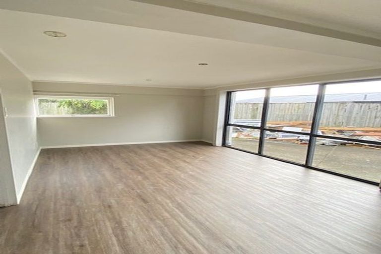 Photo of property in 597 Whangaparaoa Road, Stanmore Bay, Whangaparaoa, 0932