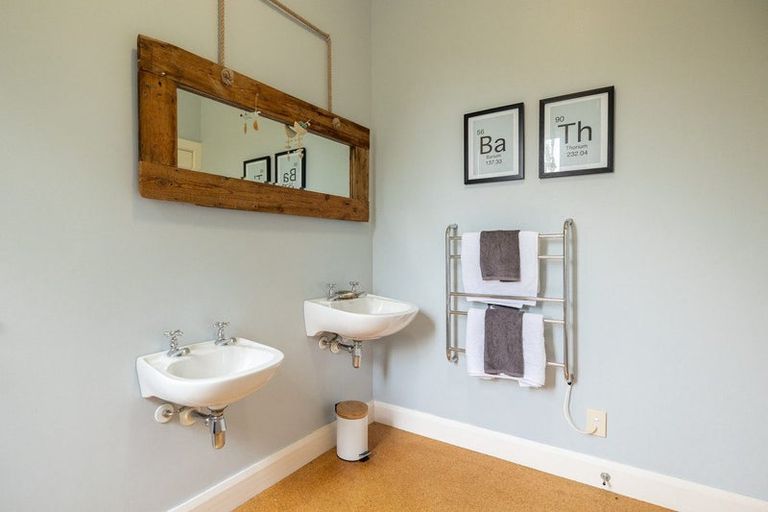 Photo of property in 42 Pohangina Road, Ashhurst, Palmerston North, 4470