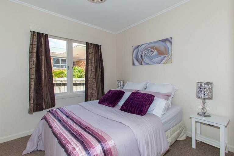Photo of property in 1/14 Tristram Avenue, Forrest Hill, Auckland, 0620
