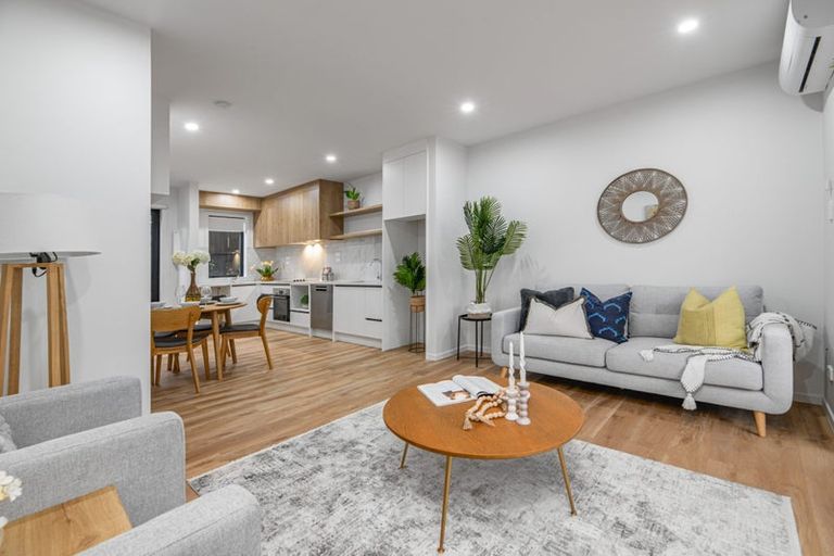 Photo of property in 5/29 Tudor Road, Henderson, Auckland, 0610