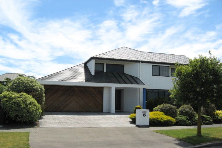 Photo of property in 5 Abingdon Court, Avonhead, Christchurch, 8042