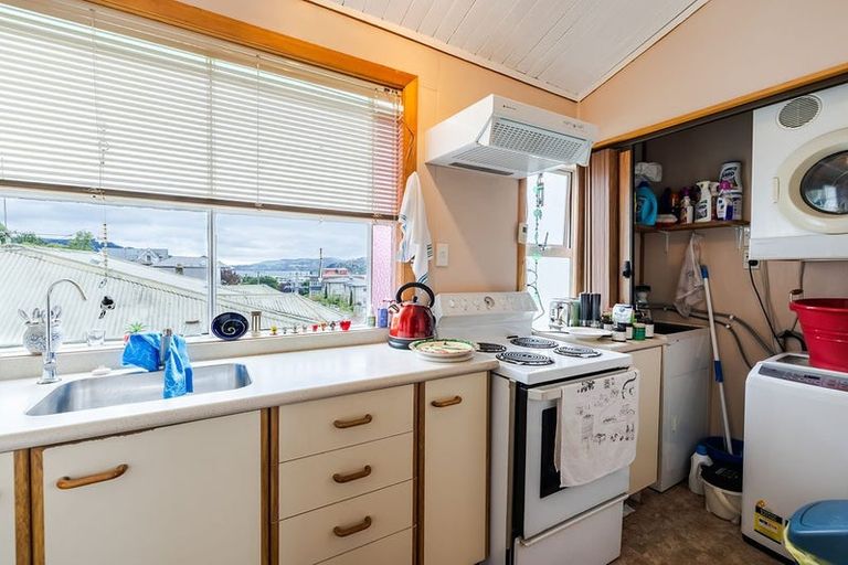 Photo of property in 74a Manor Place, Dunedin Central, Dunedin, 9016