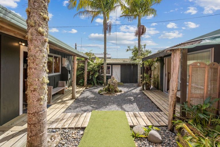 Photo of property in 18 Waro Drive, Hikurangi, 0114