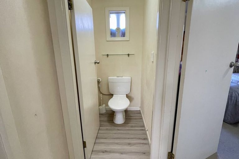 Photo of property in 35 Queen Road, Bellevue, Tauranga, 3110