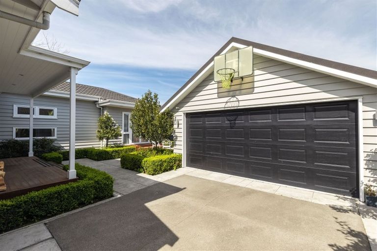 Photo of property in 4 Bradshaw Terrace, Riccarton, Christchurch, 8011