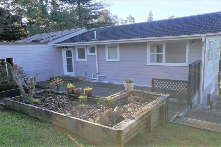 Photo of property in 104 Salamanca Road, Sunnynook, Auckland, 0620