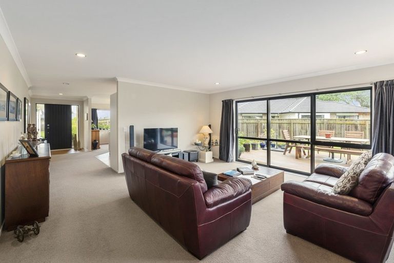 Photo of property in 34 Sue Avenue, Otaki, 5512