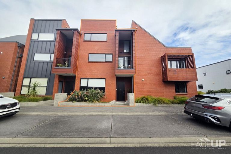 Photo of property in 2c Meteor Road, Hobsonville, Auckland, 0616