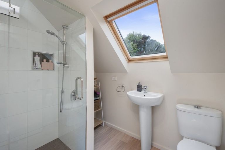 Photo of property in 8 Ramsay Drive, Acacia Bay, Taupo, 3385