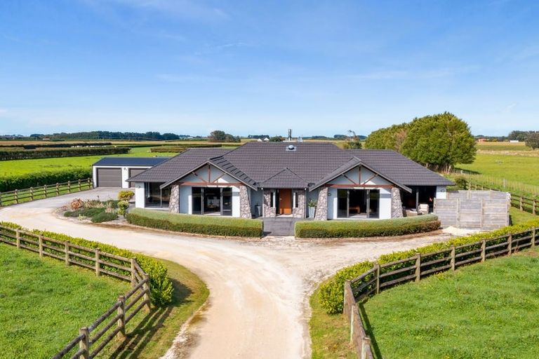 Photo of property in 105 Mawhitiwhiti Road, Normanby, Hawera, 4675