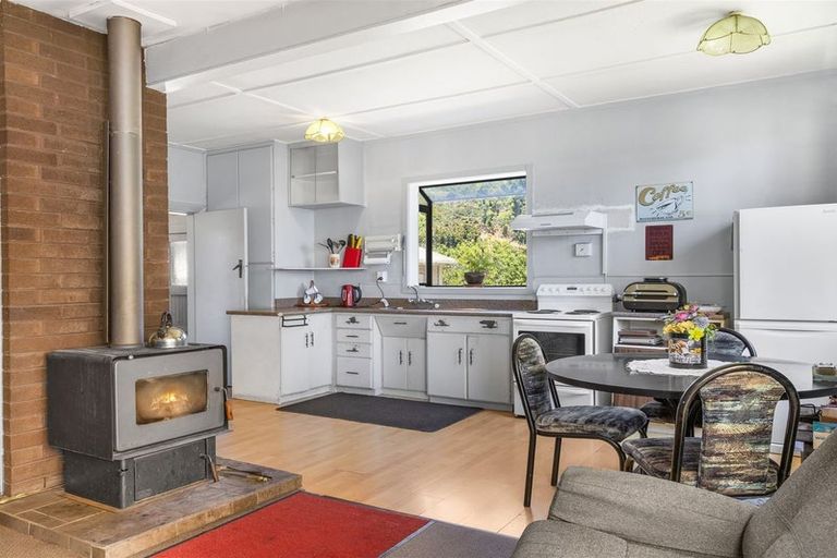 Photo of property in 40 Dole Street, Ngakawau, 7824