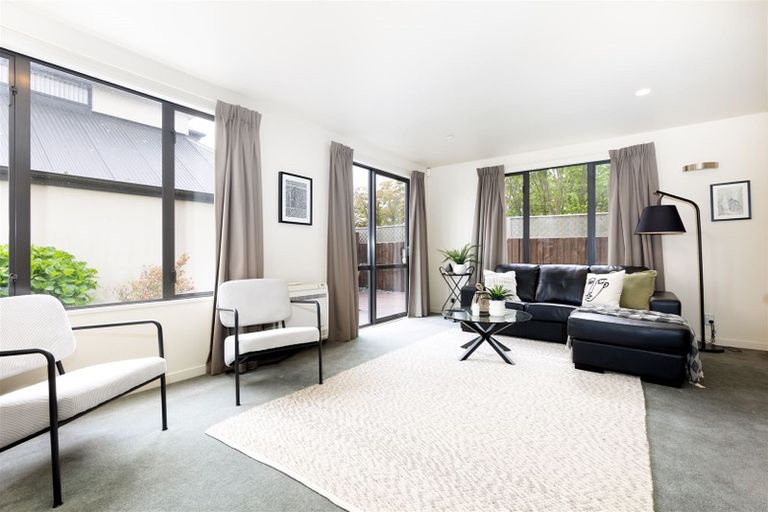 Photo of property in 1b Trist Place, Edgeware, Christchurch, 8013