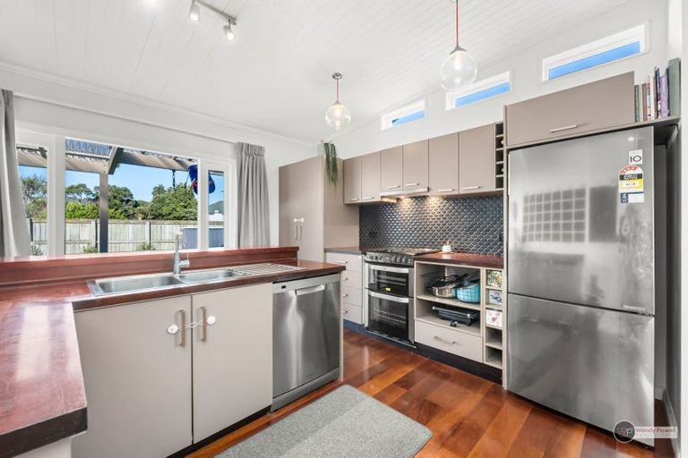 Photo of property in 22 Connolly Street, Boulcott, Lower Hutt, 5010