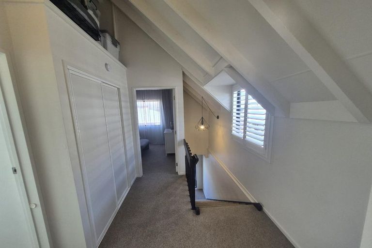 Photo of property in 1/99a Mandeville Street, Riccarton, Christchurch, 8011